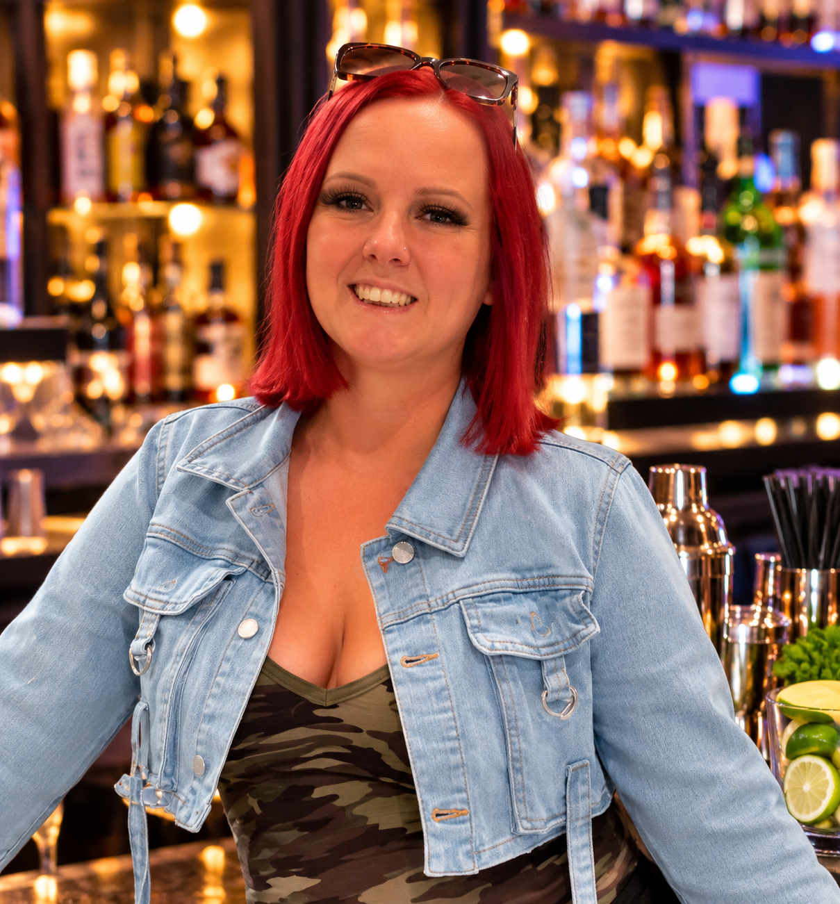 Donna, CMBS event bartender